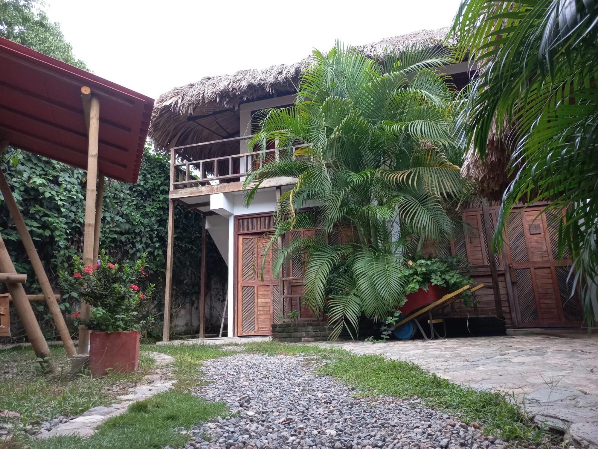 Hotel El Leon Feliz Palomino Zewnętrze zdjęcie